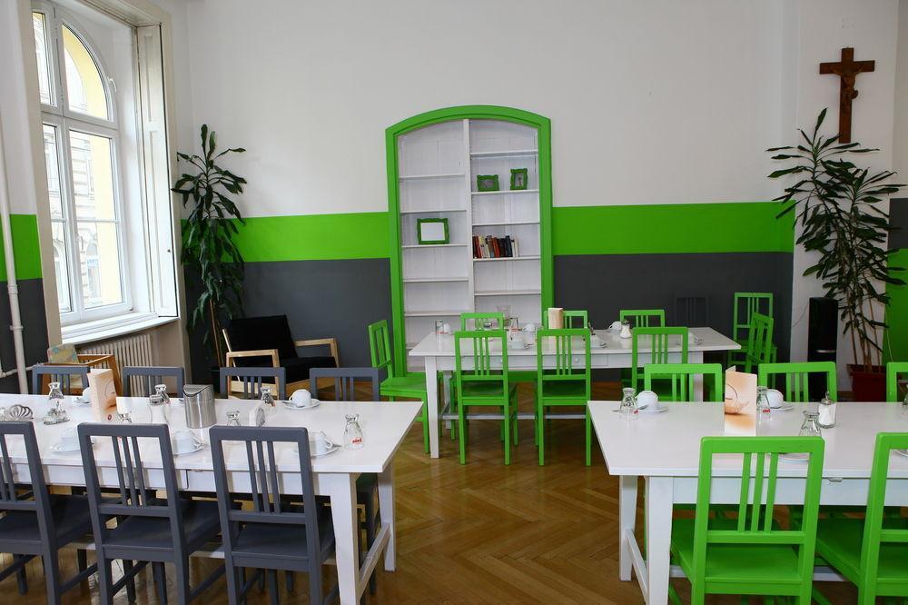 Hostel & Guesthouse Kaiser 23 فيينا المظهر الخارجي الصورة